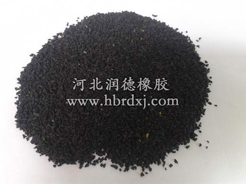 �ܽ��ܵ��𽺺ڿ���